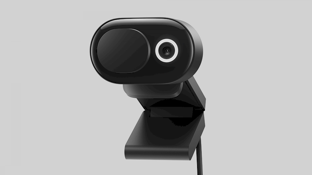 microsoft-lancia-la-webcam-senza-il-supporto-di-windows-hello