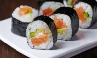 questo-kit-virale-per-la-preparazione-del-sushi-ti-offrira-il-pranzo-piu-cool-di-sempre