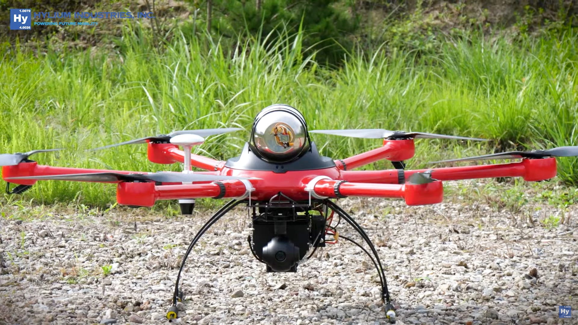 questo-drone-alimentato-a-idrogeno-puo-volare-per-5-ore,-ricaricarsi-in-5-minuti